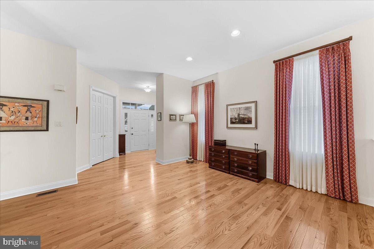 42 Cassin Hill Dr photo 5