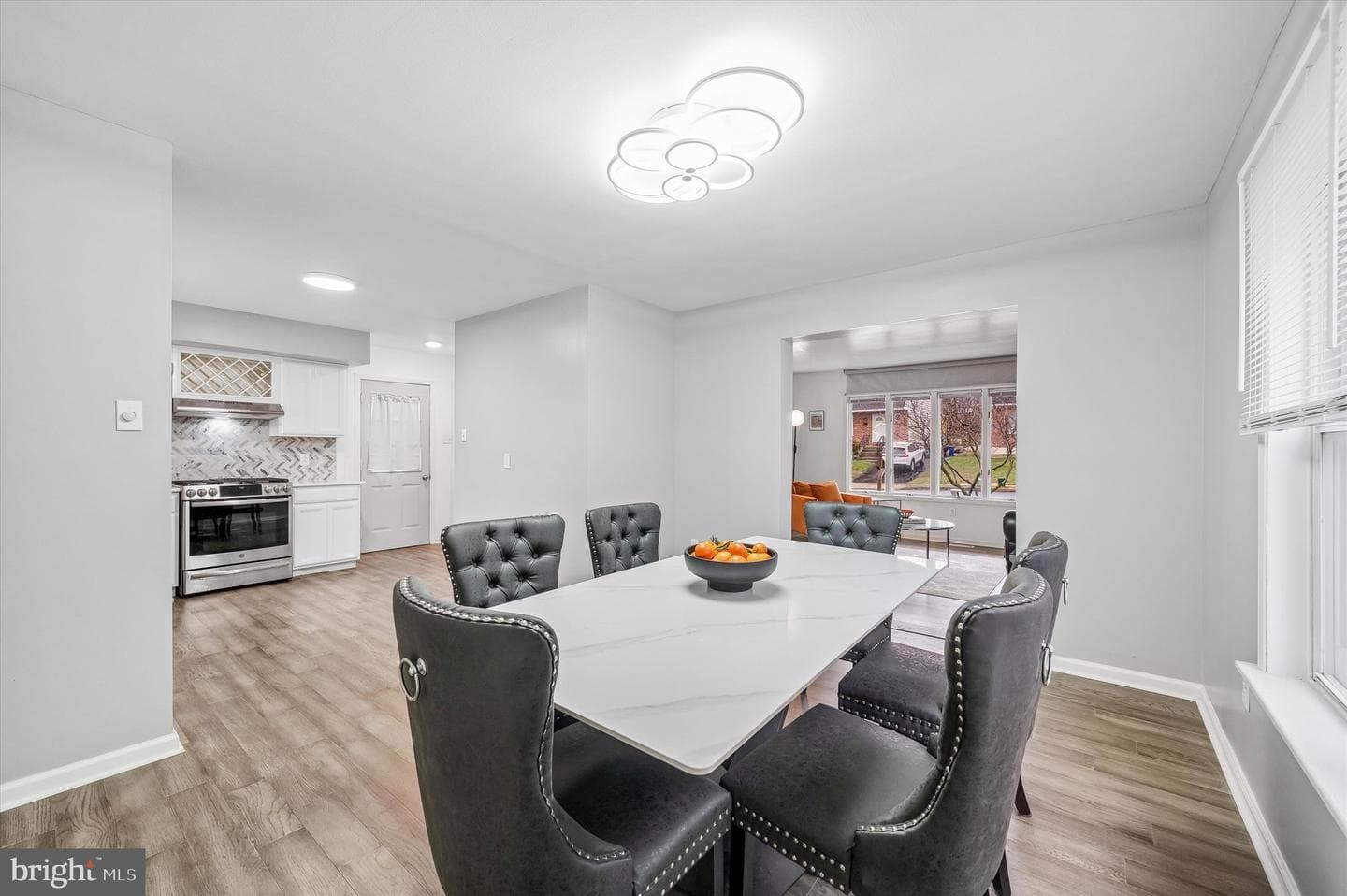22 E Belair Road photo 10
