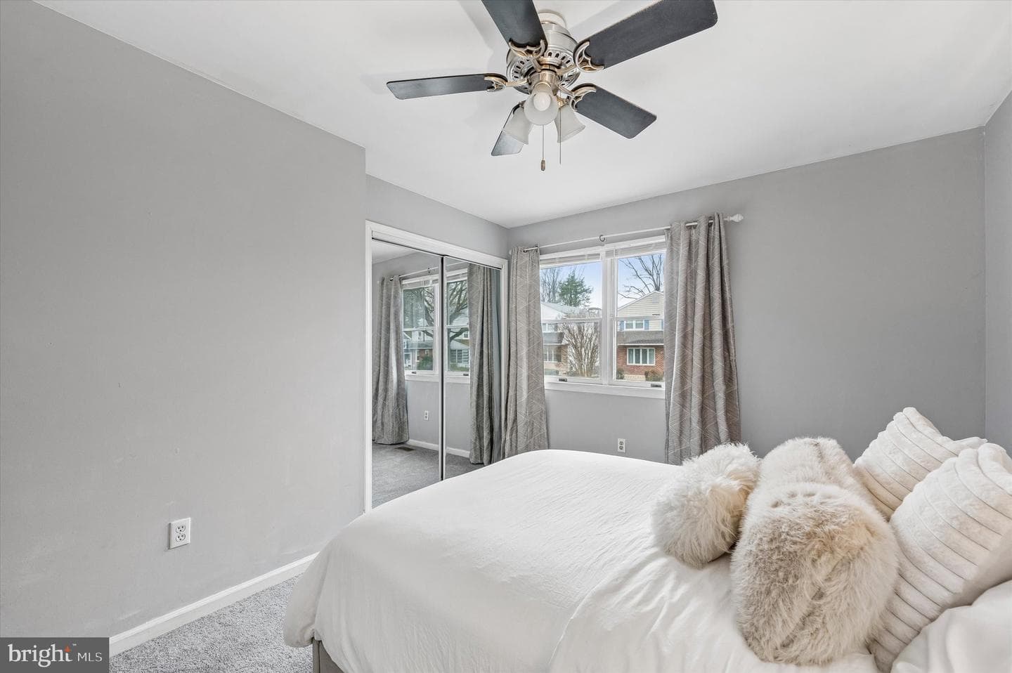 22 E Belair Road photo 28