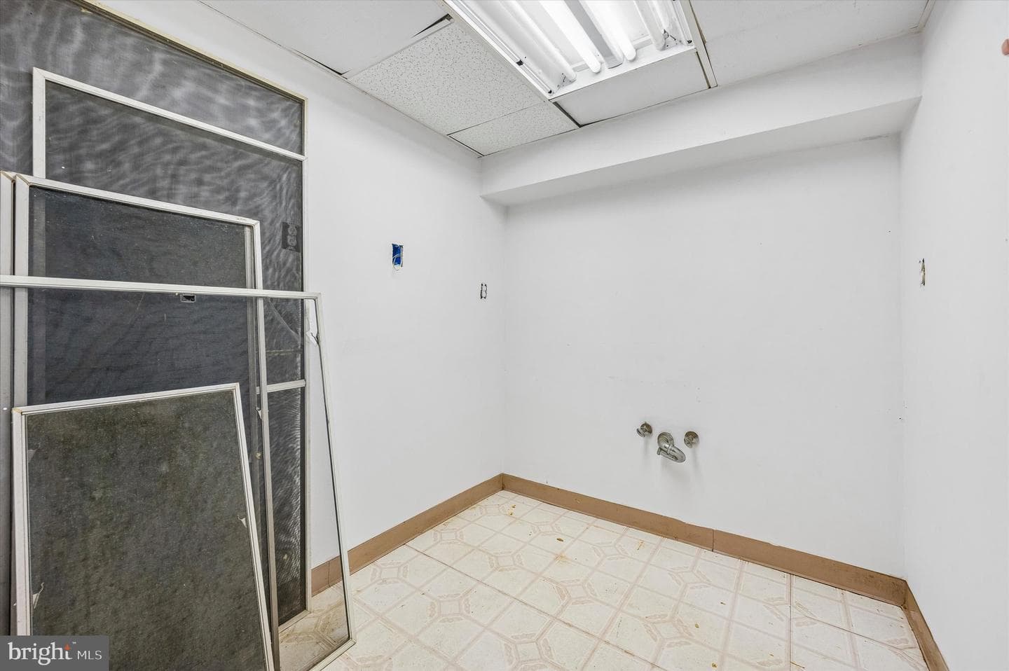 22 E Belair Road photo 32