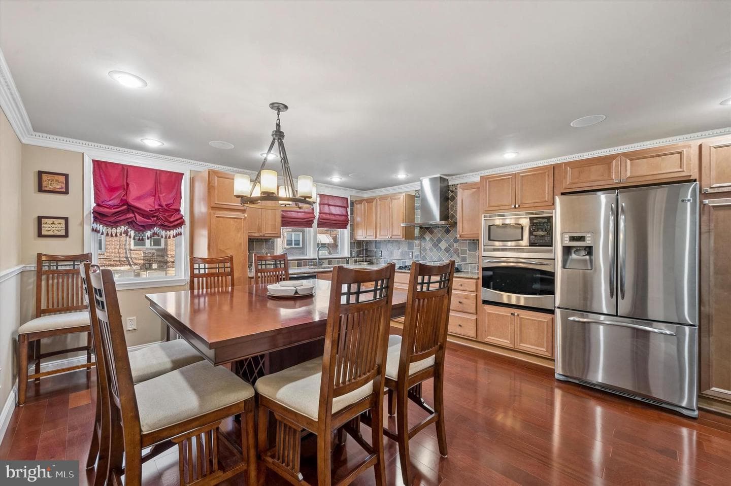 412 Rively Avenue photo 8