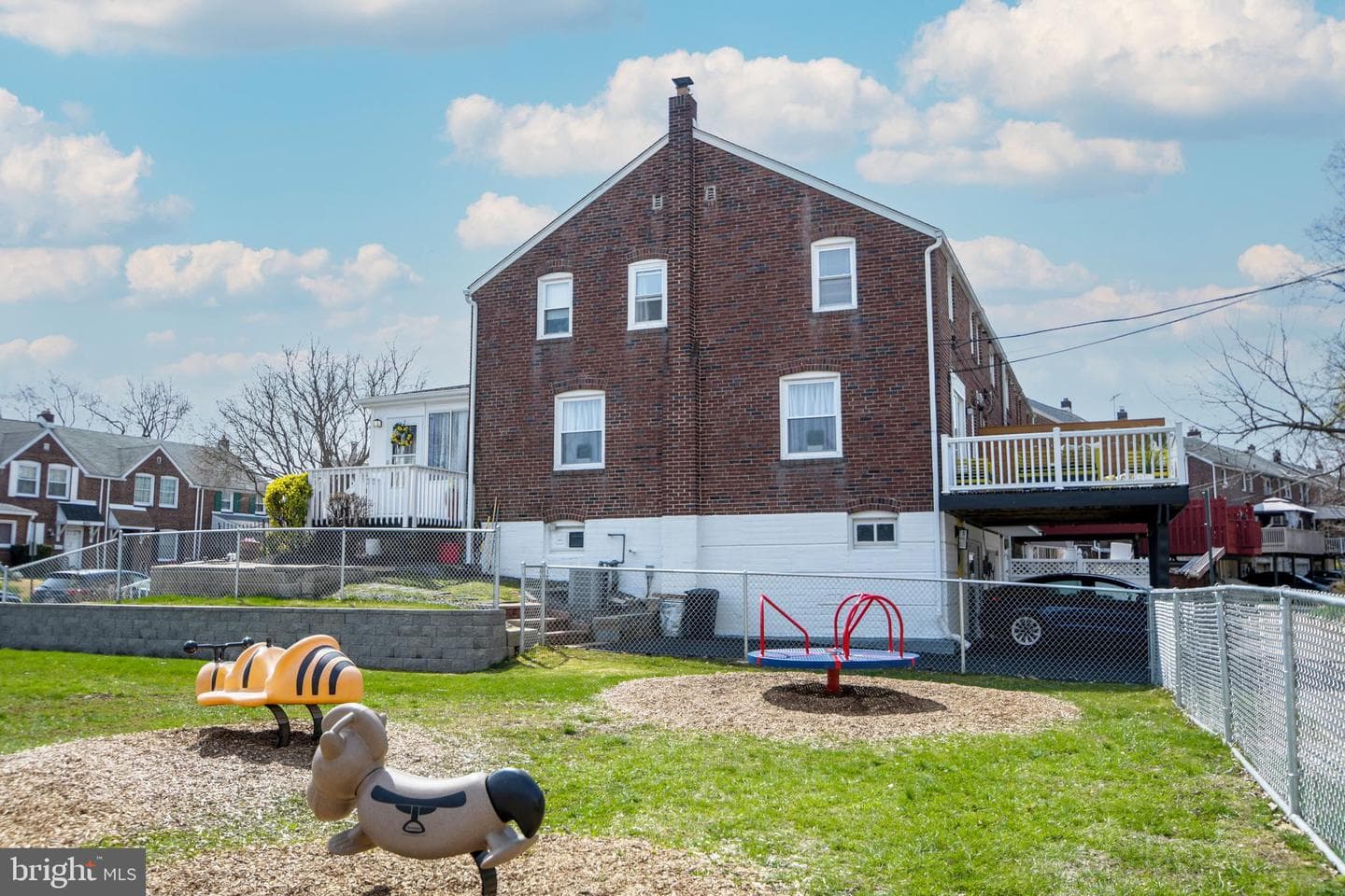 623 Clymer Lane photo 4