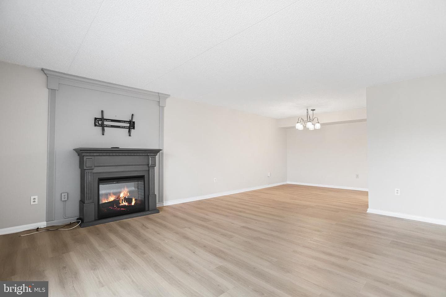 800 Avondale #6j photo 6