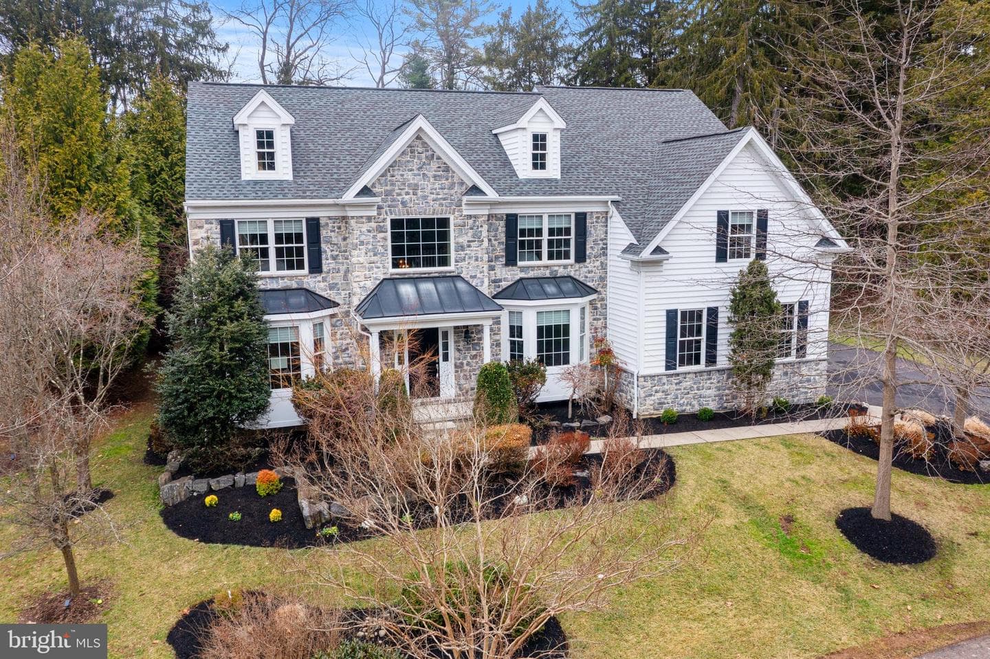 14 Dever Drive photo 3