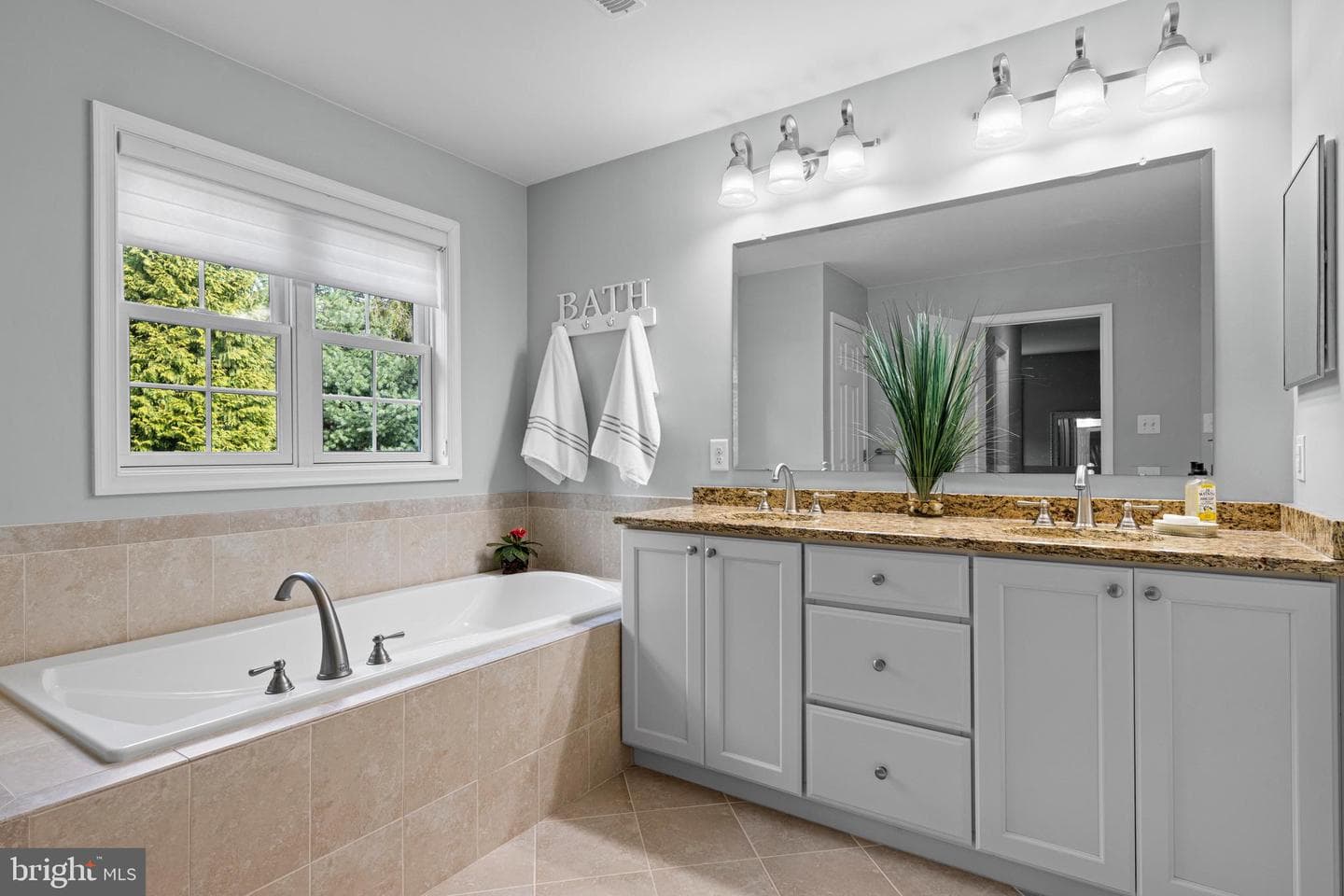 14 Dever Drive photo 44