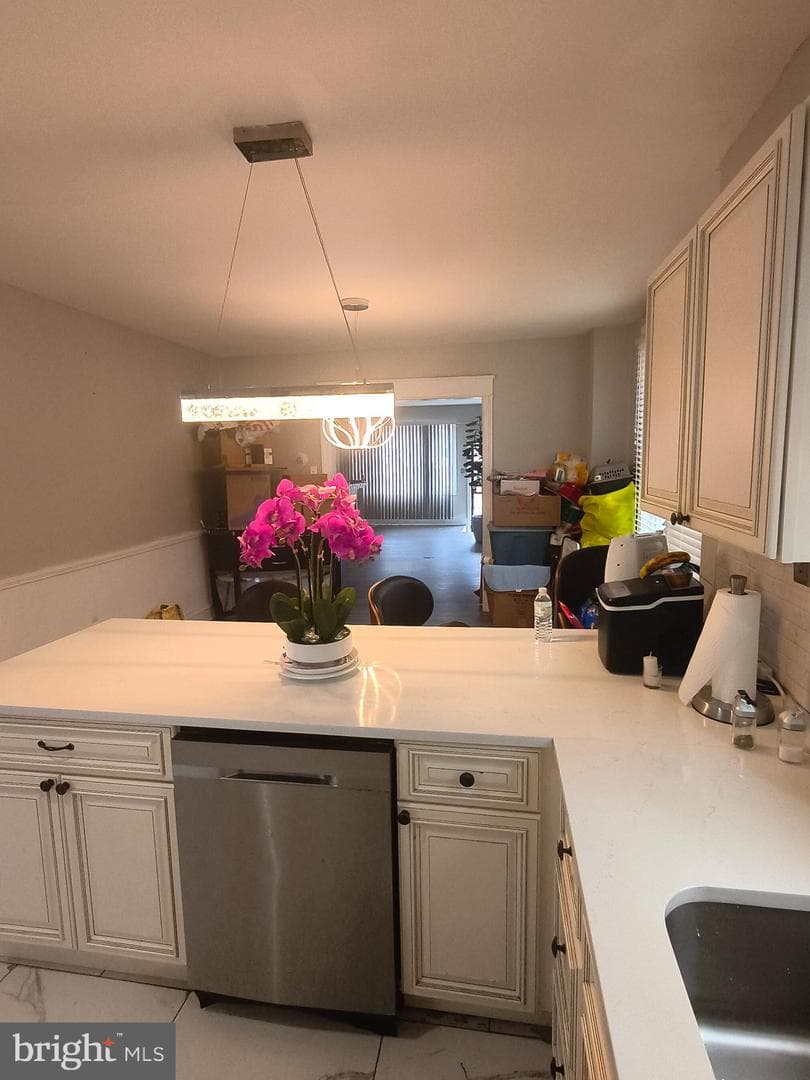 530 Orchard Avenue photo 6