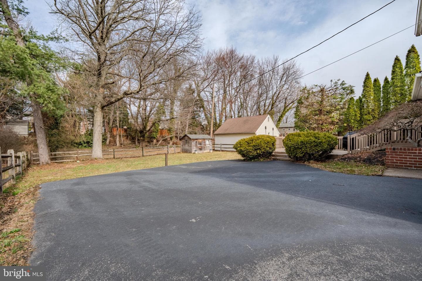 720 Evans Road photo 37