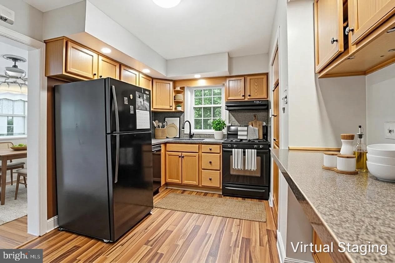 825 N Jackson Street photo 13