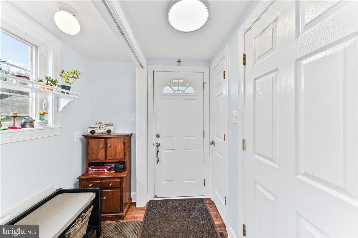 251 Kossuth Avenue photo 17