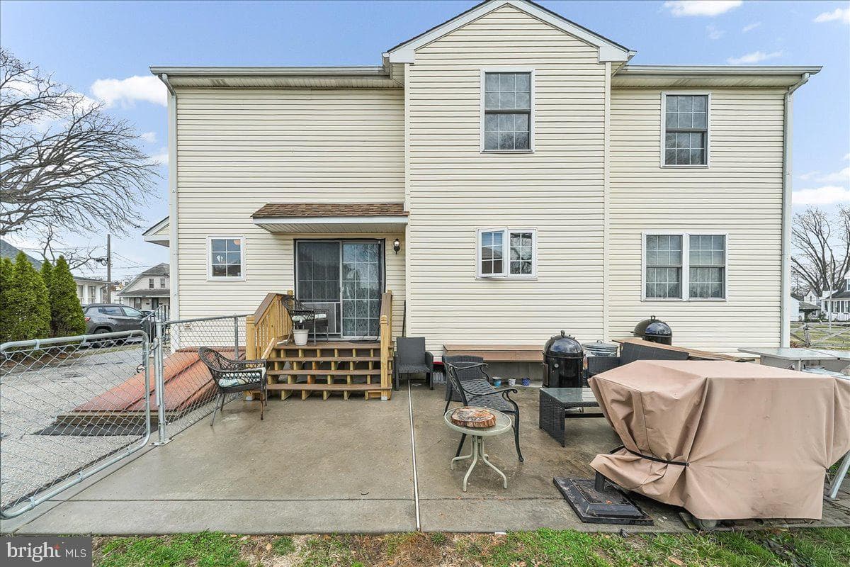 251 Kossuth Avenue photo 29