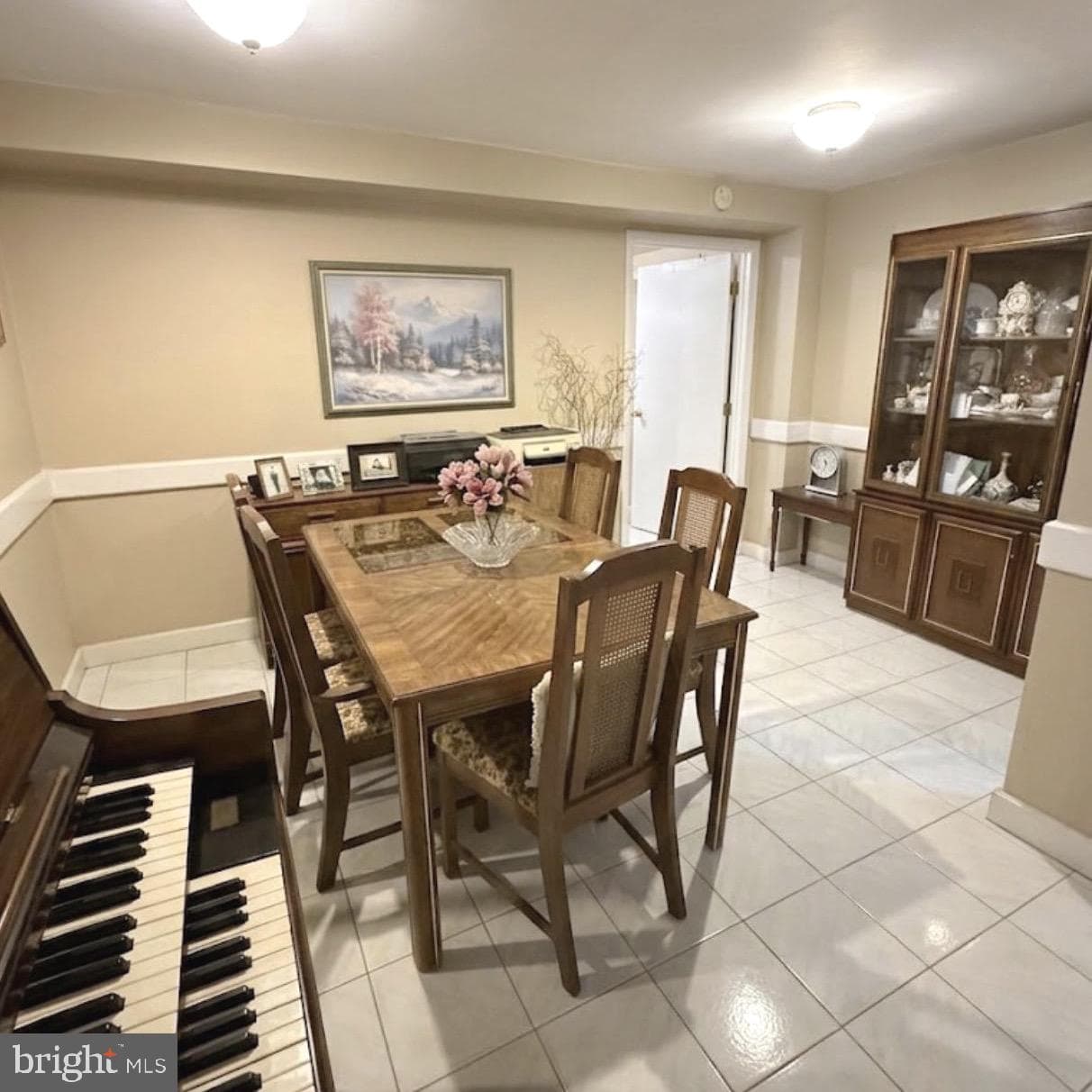 306 S Carol Boulevard photo 14
