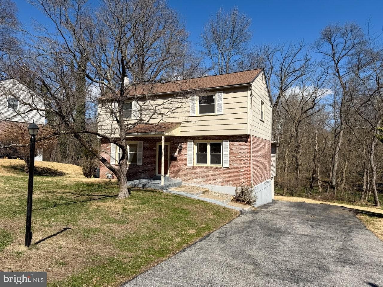 637 N Bishop Avenue photo 3