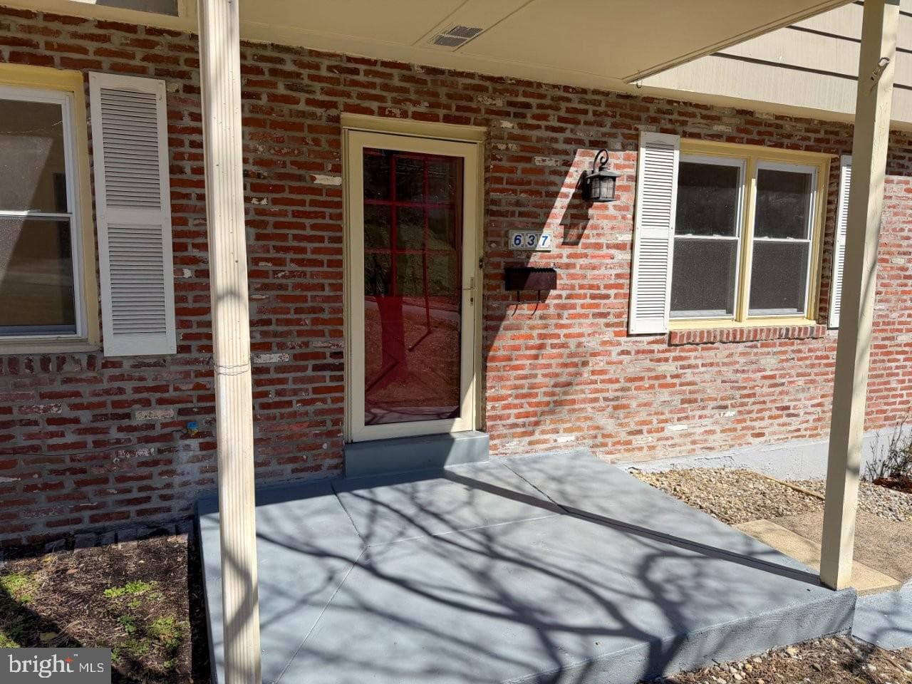 637 N Bishop Avenue photo 4