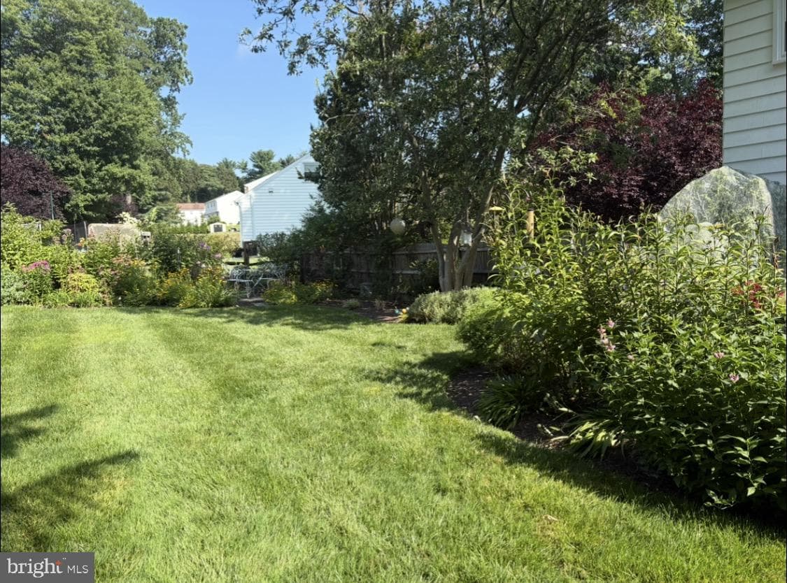 211 Fairfield Drive photo 26