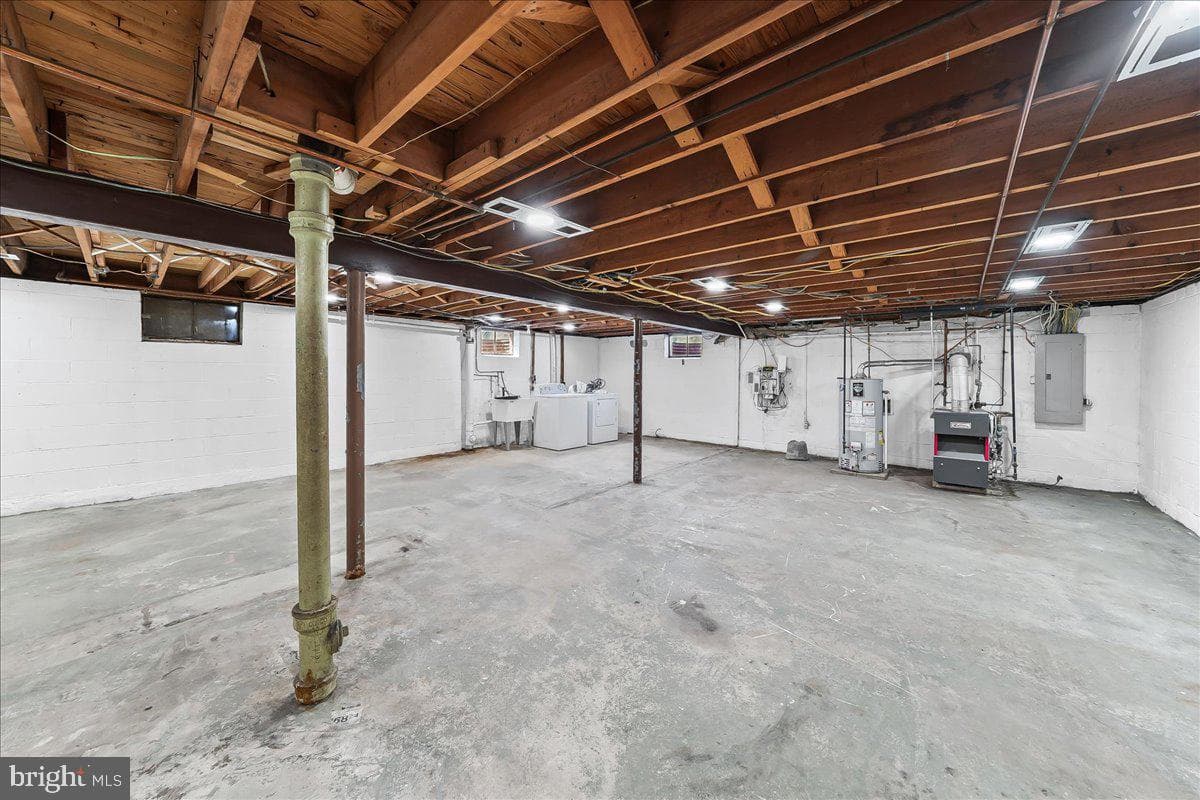 205 Garnet Lane photo 32