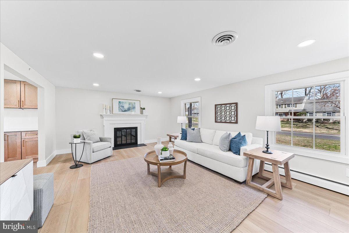 205 Garnet Lane photo 6