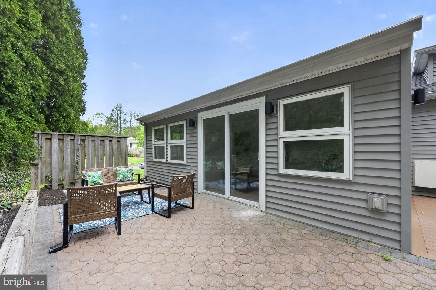 319 Crestview Circle photo 5