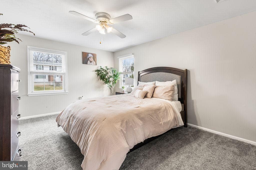 121 Jennifer Way photo 17