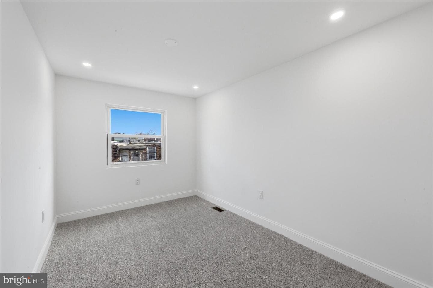 334 Mulberry Street photo 14