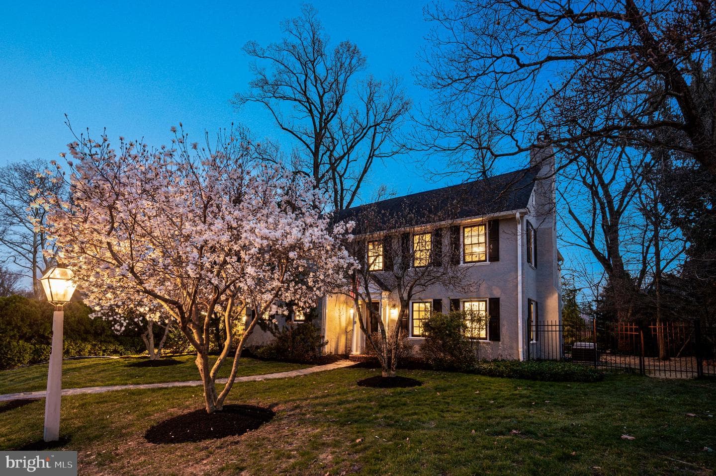 913 Twyckenham Road photo 38