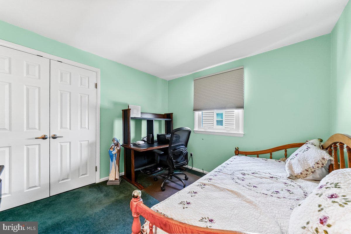 215 Riverview Avenue photo 18