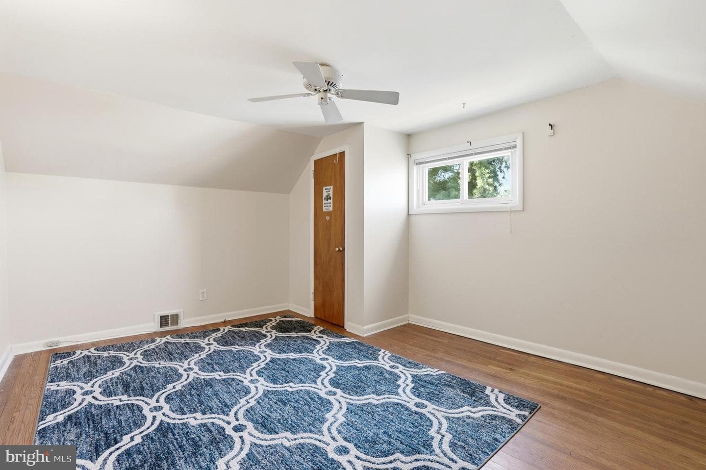 109 Donnelly Avenue photo 29