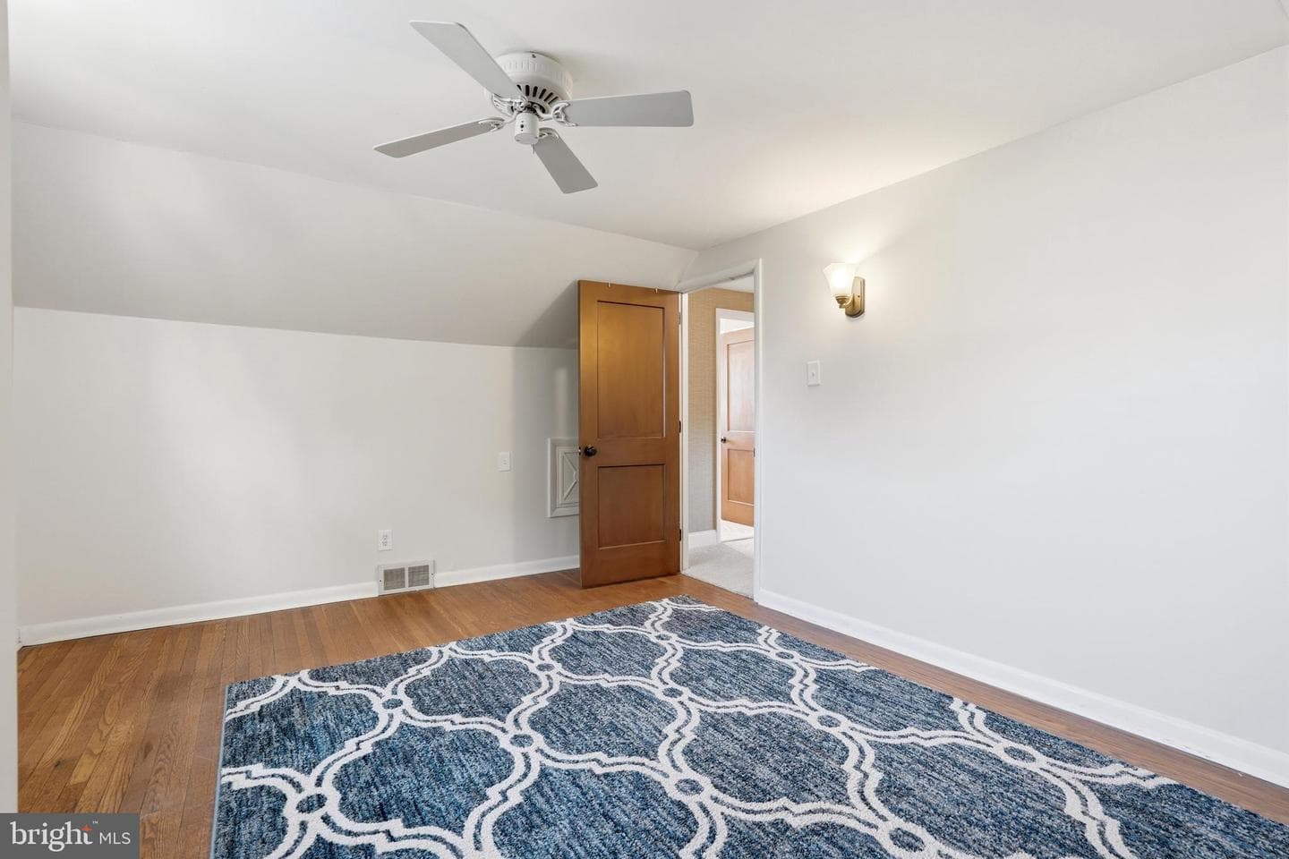 109 Donnelly Avenue photo 30