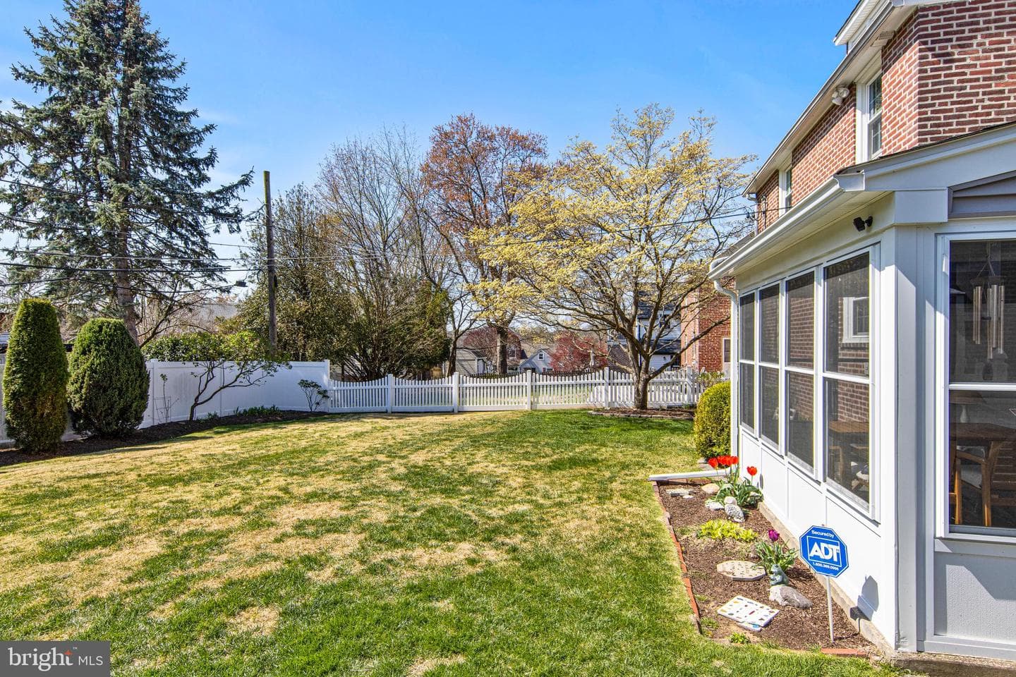 5040 Smithfield Road photo 6