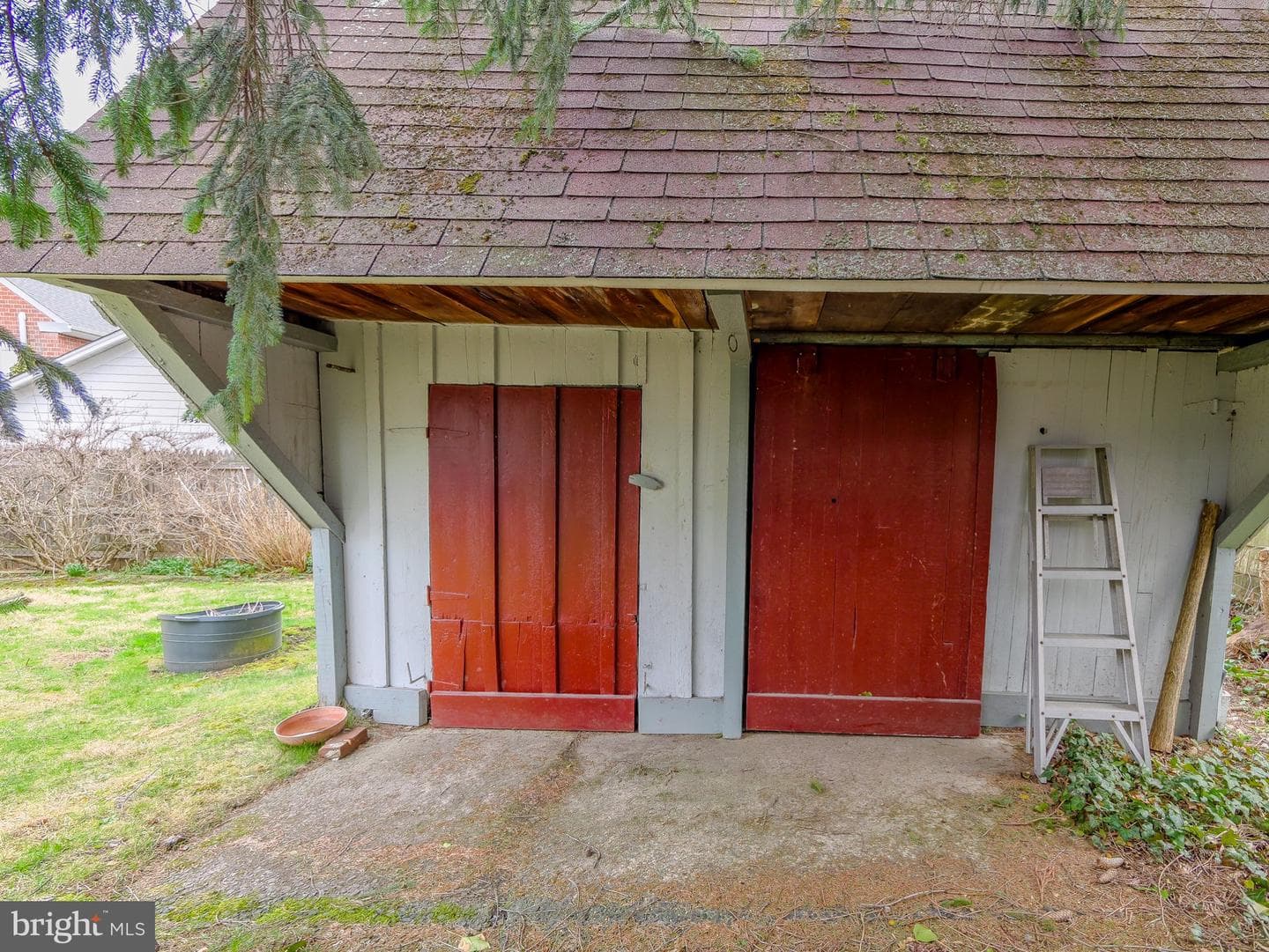 332 N Providence Road photo 46