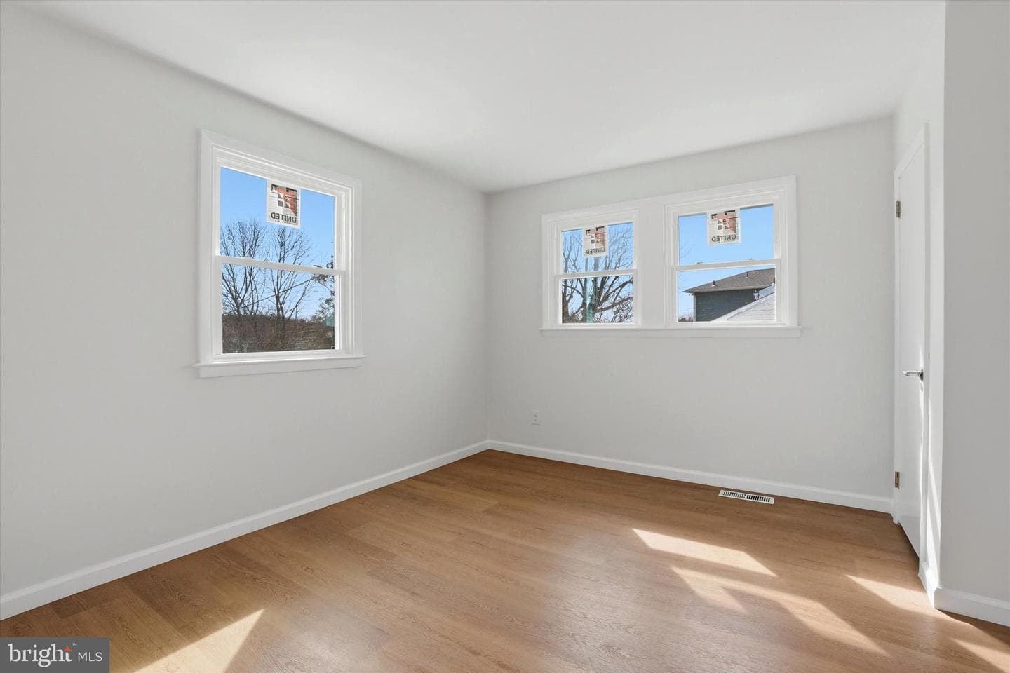 407 S Central Boulevard photo 29