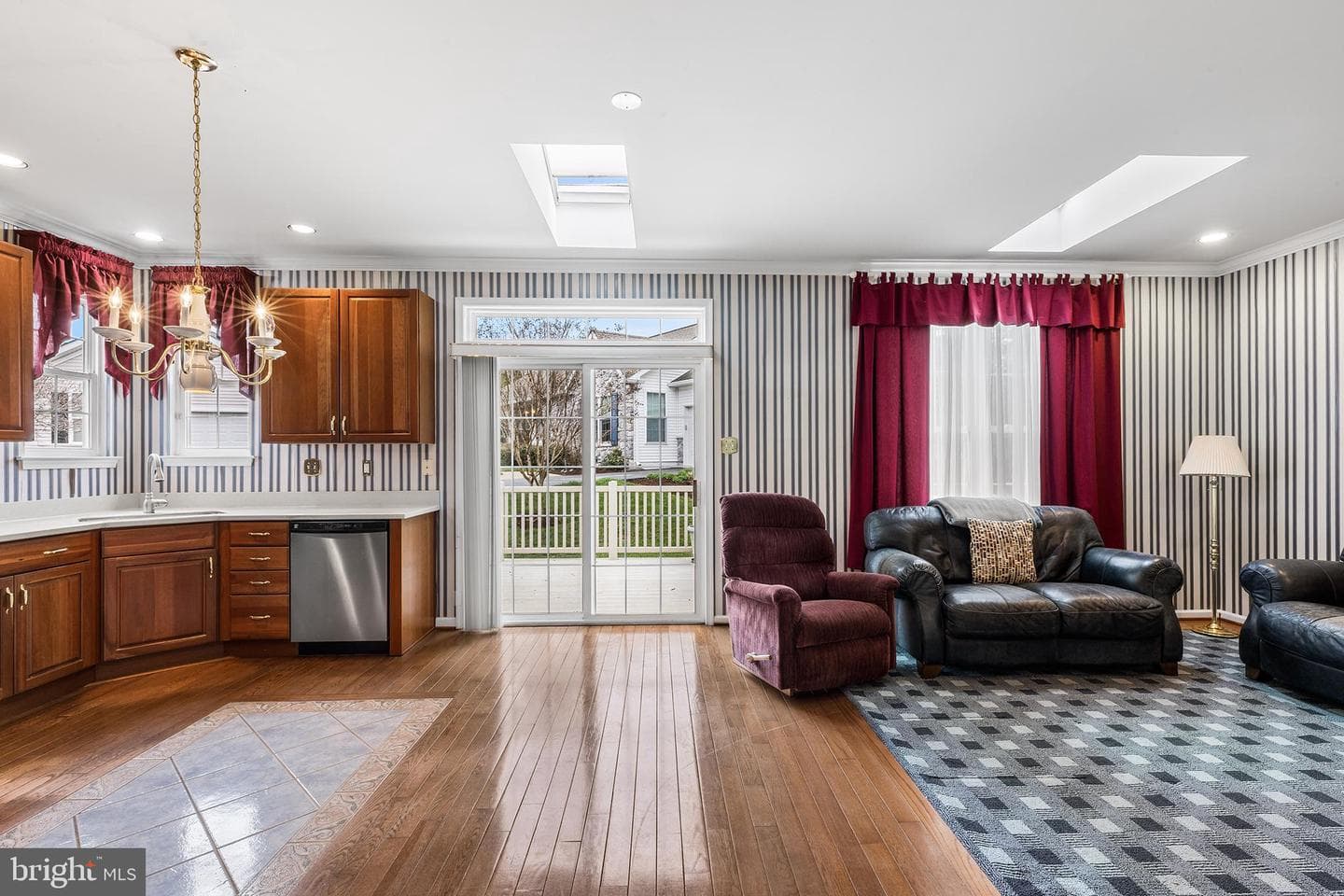 203 N Silver Fox Drive photo 4