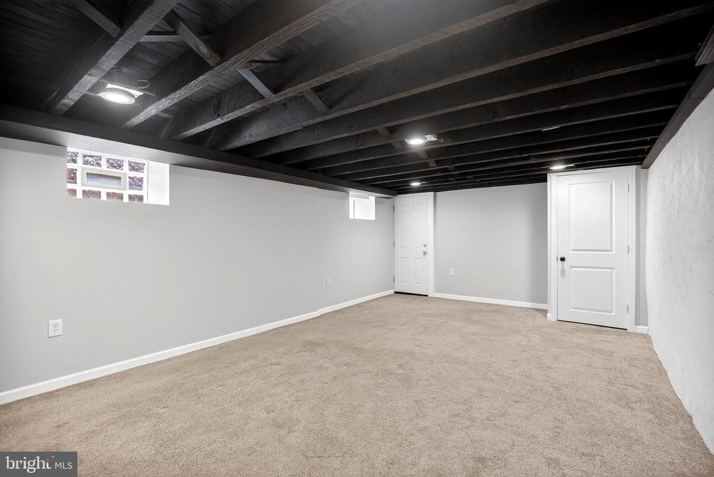 712 Clarendon Road photo 22