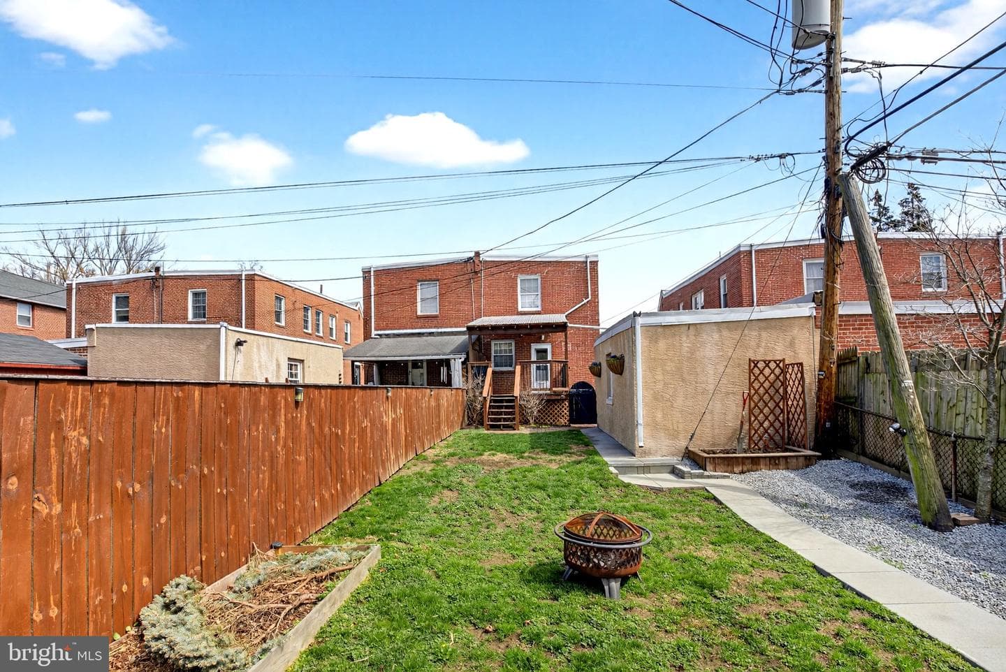 712 Clarendon Road photo 29