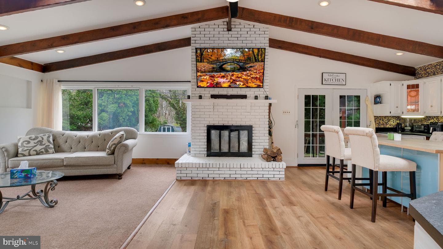 907 Kenwood Road photo 10