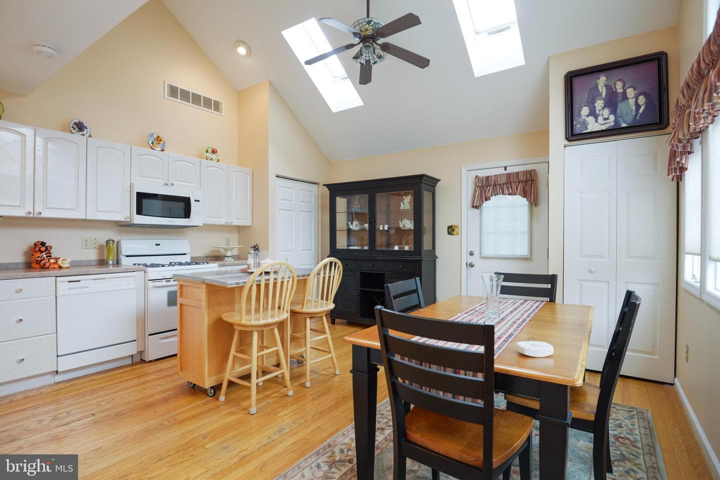 3730 Rotherfield Lane photo 23