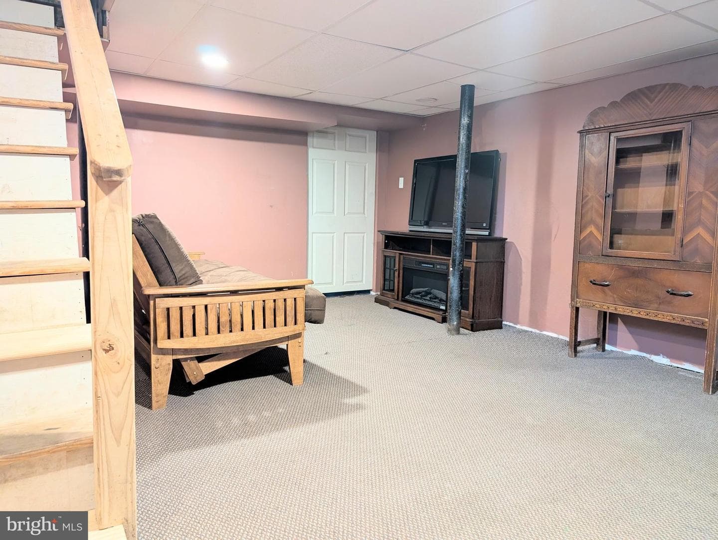 905 Edmonds Avenue photo 25