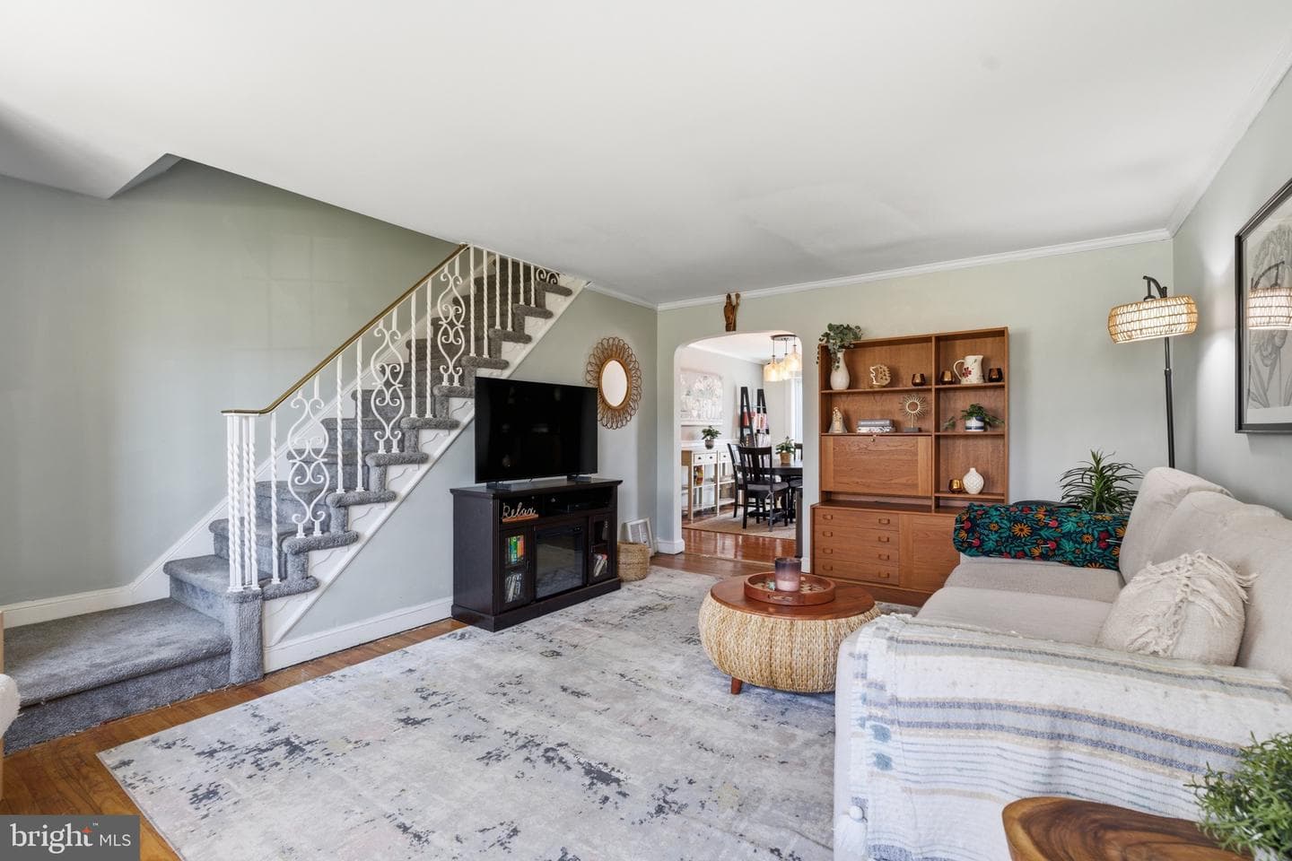 614 Rively Avenue photo 5