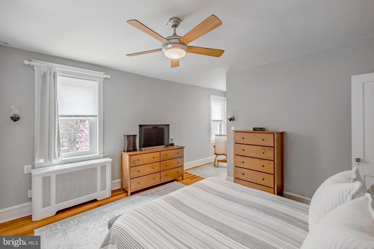 2525 Olcott Avenue photo 23