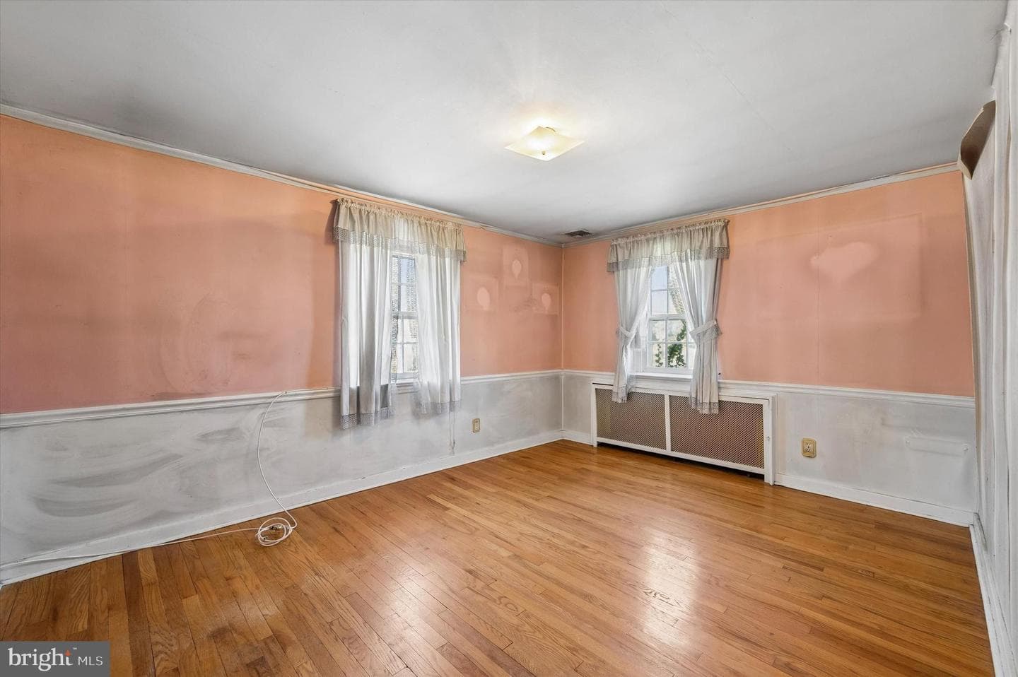 125 S Sproul Road photo 17