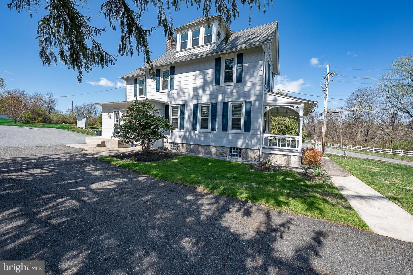 642 Concord Road photo 52