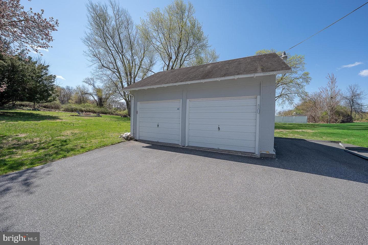 642 Concord Road photo 56