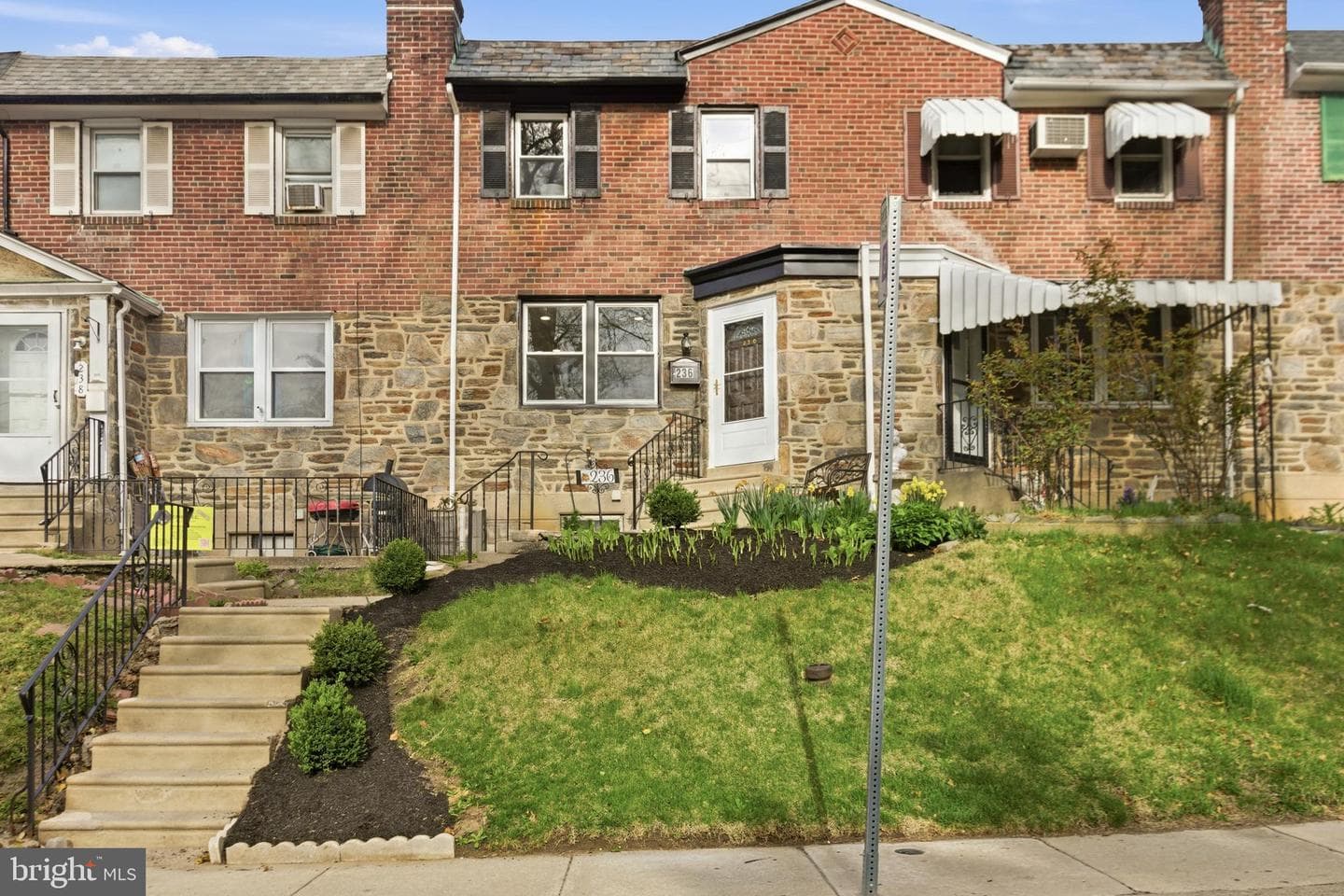 236 Hampden Road photo 3