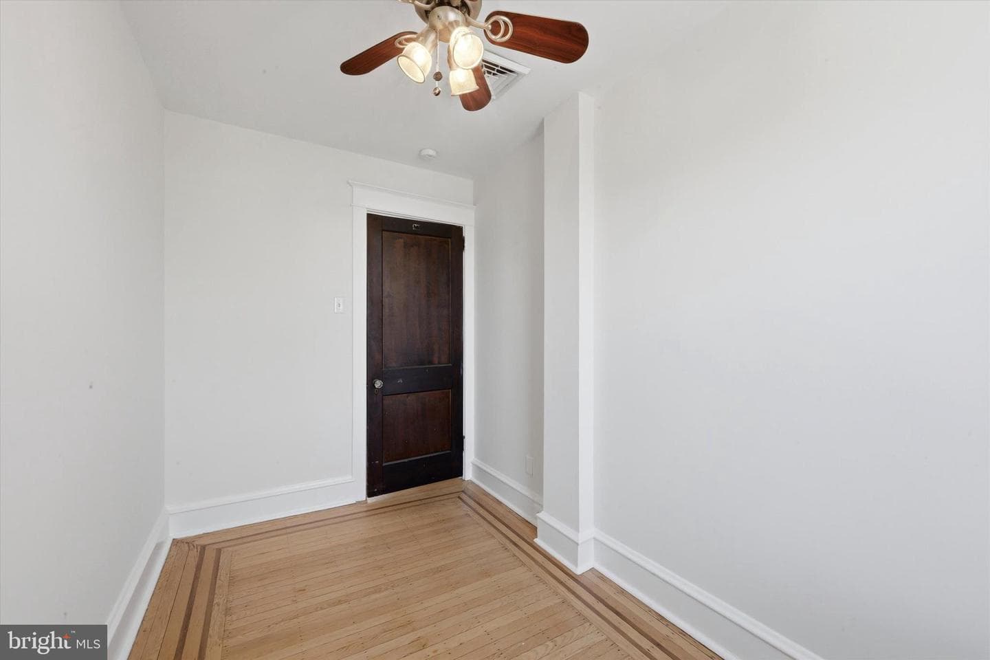 7864 Beverly Boulevard photo 15