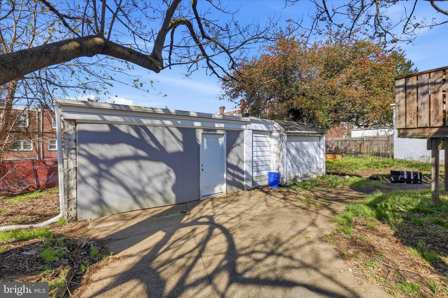 7864 Beverly Boulevard photo 25