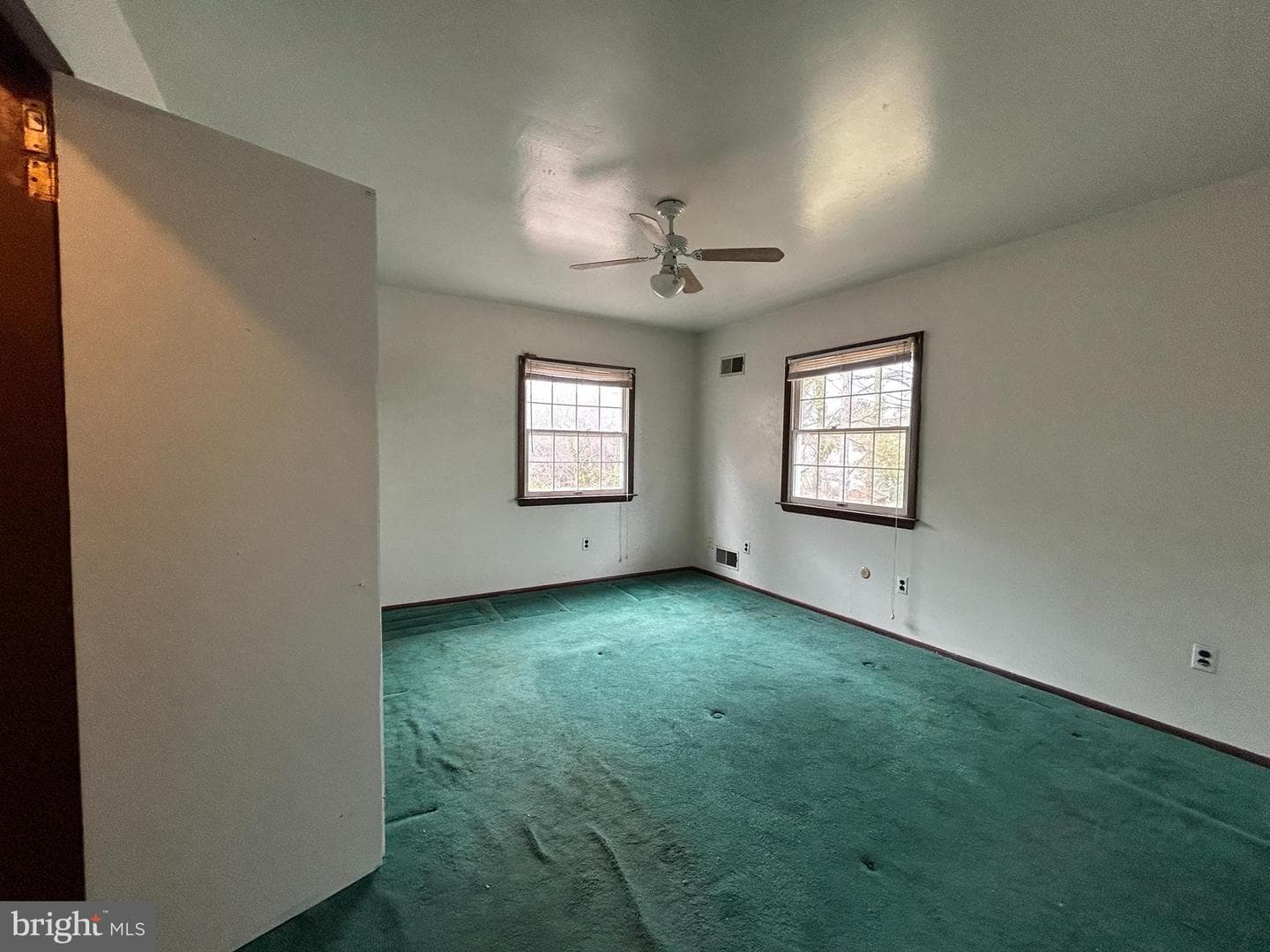 527 Cherry Lane photo 10