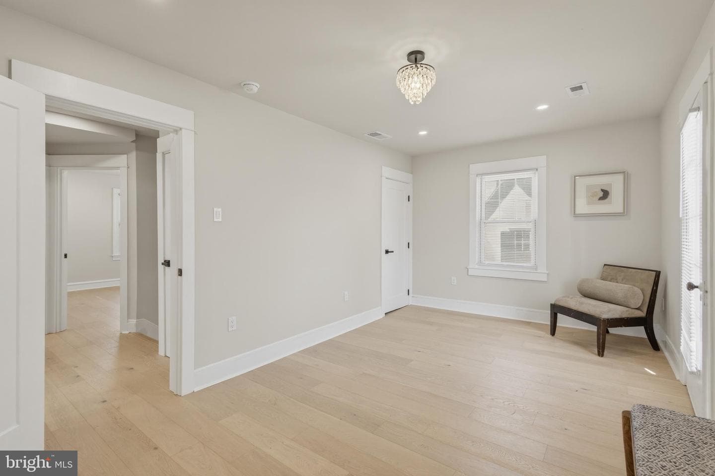 624 Lawson Avenue photo 34