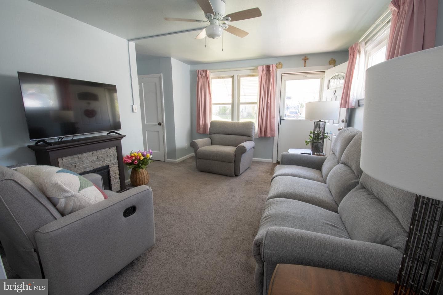 111 W Ridley Avenue photo 6