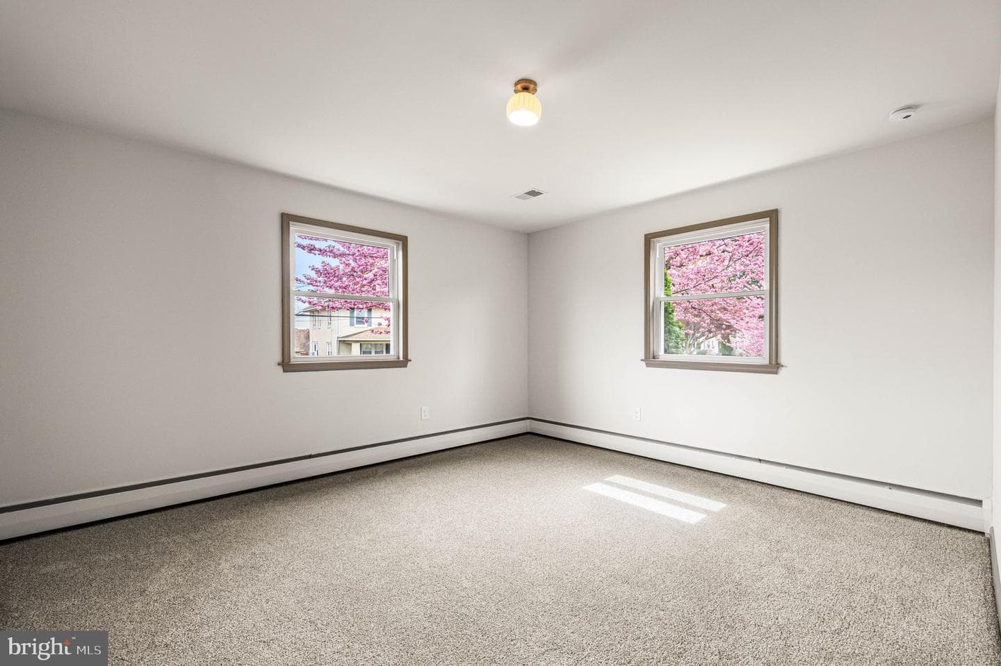 104 Gilmore Road photo 13