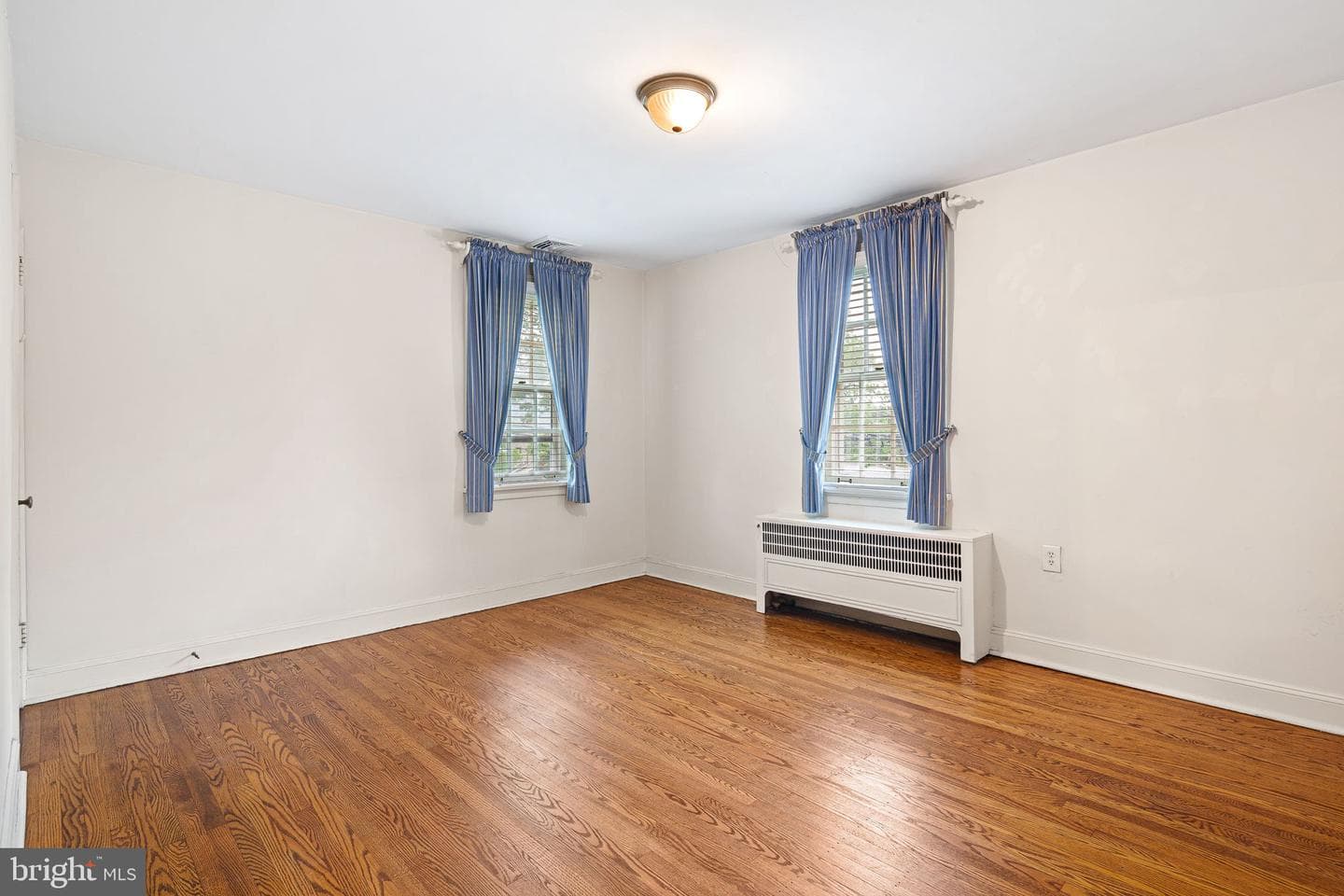 929 Burmont Road photo 26
