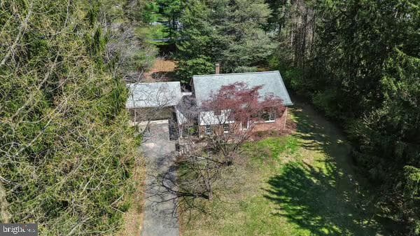 77 Ruby Road photo 2